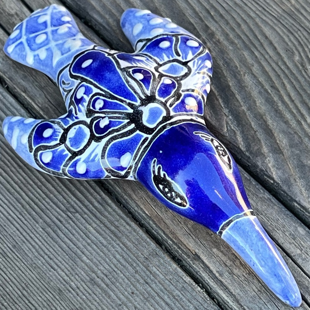 Hand-Painted Talavera-Style Hummingbird Figurine – Made in Mexico – 6.5”